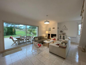 Grande maison près du phare avec Wi-Fi, animaux admis, parking, proche plage pour 8 personnes - FR-1-22-375